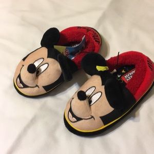 Mickey Mouse Slippers Size 11-12 NWT